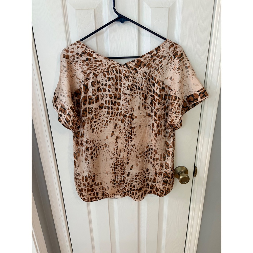 Andree by Unit Blouse Womens Small Brown Animal Print V-Neck Short Sleeve T11181 - Picture 4 of 4
